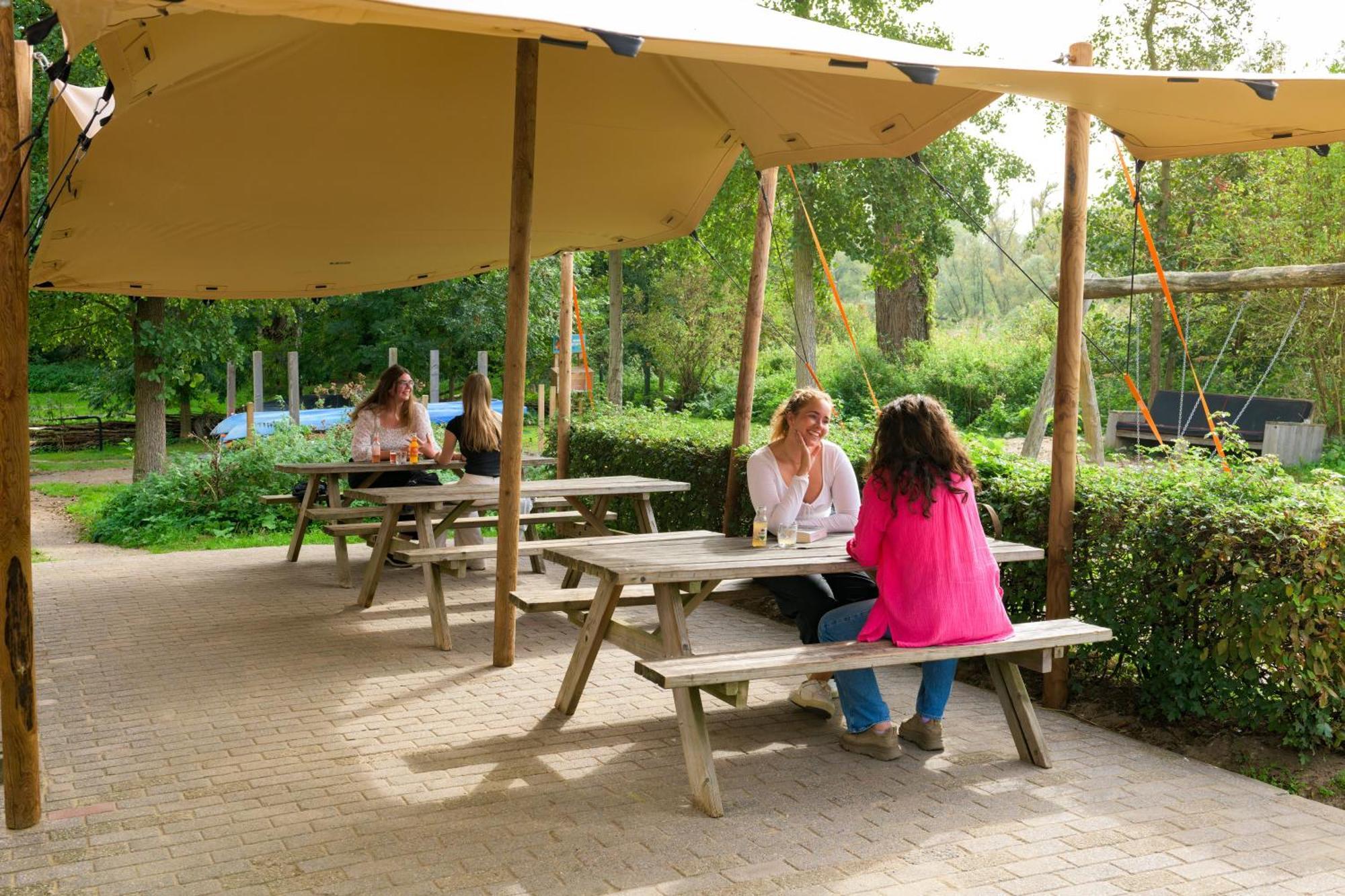 Stayokay Hostel Dordrecht - Nationaal Park De Biesbosch Exteriér fotografie